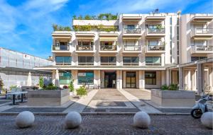 Lovely Apartment In Pesaro With Wifi