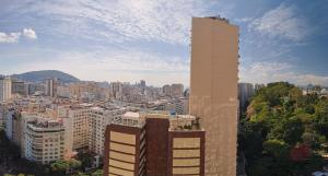 Apto pet-friendly com garagem e vista de Botafogo