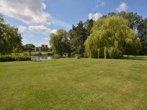 2 Bed in Sherborne FOLWO