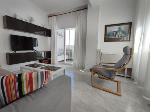 Clef ZE 2 bed apt in Málaga 190 m to the sandy beach