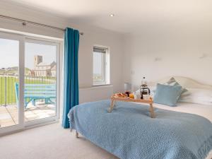 4 Bed in West Runton 81469