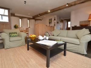 1 Bed in Charmouth CIBAR