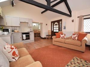 2 Bed in Instow INFOB