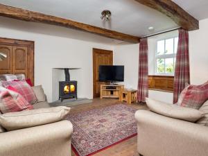 2 Bed in Bampton SZ271