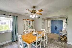 Heated Pool and Spacious Yard Port Charlotte Escape