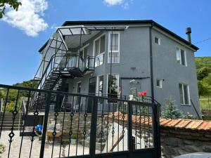 Ananuri Mountain Escape