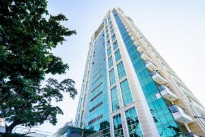 Cebu City Center Suite- Scenic view with Balcony