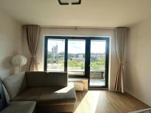 Bright Apartment - Na Vinici Prague 2