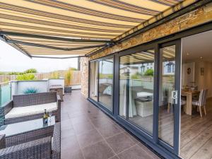 2 Bed in Westward Ho 45753