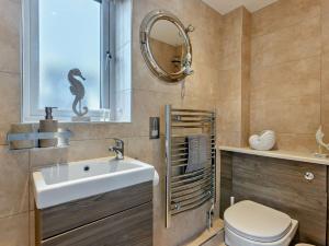 2 Bed in Westward Ho 45753