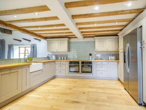 3 Bed in Wroxham 86387