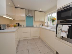 1 Bed in Thornford 51018