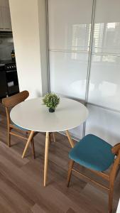 Great view 1BDRM APTR in heart of Montreal DWTN