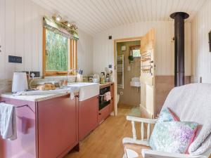 1 Bed in Newchurch 89932