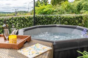 Maisons de vacances Maison SPA 8Chambres Jardin Terrasse Parking : photos des chambres