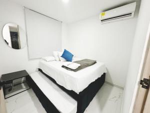 Moderno apto low cost 15 min CC buena vista 2 TV con parqueadero comunal