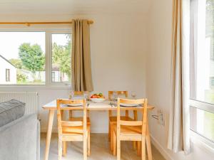 2 Bed in Whitsand Bay 88311