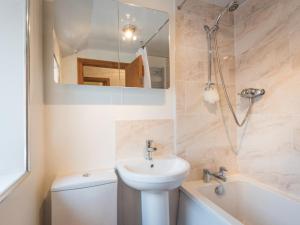 3 Bed in Gosforth oc-sz064