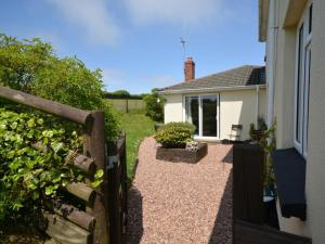 2 Bed in Combe Martin 51619