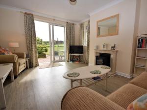 2 Bed in Combe Martin 51619