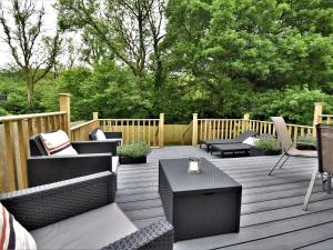 3 Bed in Stepaside FB047