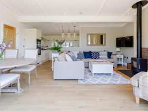 2 Bed in Ludlow 78025