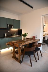 Above the Fruits 2 Bedrooms 2 Bathrooms near Acropolis