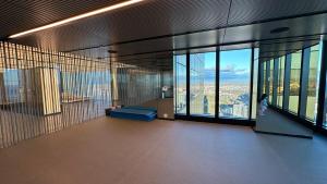 Luxury 2Bed2Bath Apt Near Crown Parking