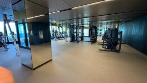 Luxury 2Bed2Bath Apt Near Crown Parking