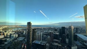 Luxury 2Bed2Bath Apt Near Crown Parking