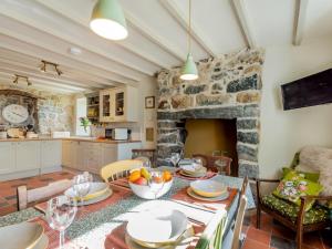 4 Bed in Botwnnog 91656