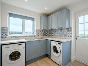 3 Bed in Worth Matravers 80578