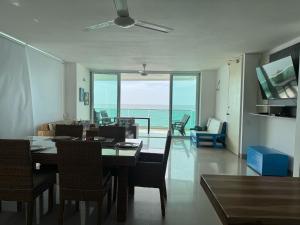Apartamento frente al mar