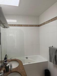 Appartements Trending Apartment - Place Victor Hugo : photos des chambres
