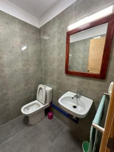 Imi Ouaddar spot house