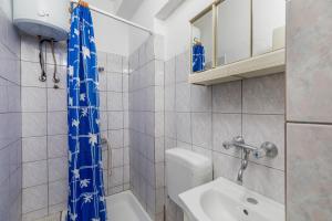 Apartments by the sea Duce, Omis - 2758