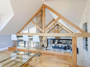 4 Bed in Wimborne Minster 64891