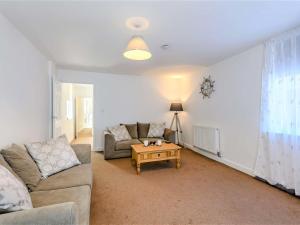 4 Bed in Skegness 81343