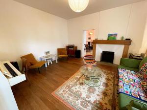 Gîte proche châteaux, jardin, parking, max 4 pers - FR-1-381-631