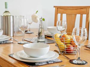 2 Bed in Gower 40481