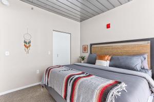 2 Combined Apartments near Kerrytown Concert House