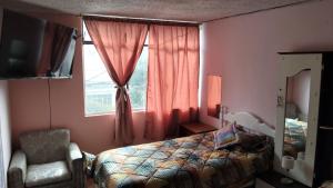 Habitación completamente amoblada y equipada