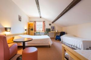 Hotels Logis Auberge les rives de l'arzon : photos des chambres