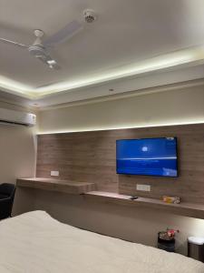 Sun twilight studio and hotal