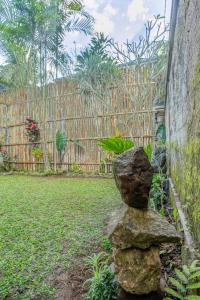 Dragonfly Private Garden Villa with shared pool