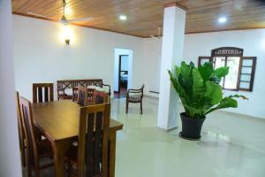 Mango Breeze Hikkaduwa