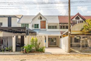 Kevins House at Nimman - Premier Suite 2BR 2Bath, Tranquility in Nature