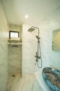 Atypik Vietnam House