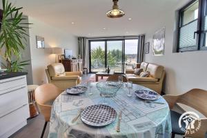 Les belles vues derquy