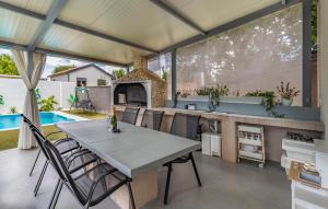 Stunning Home In Loborika With Wifi